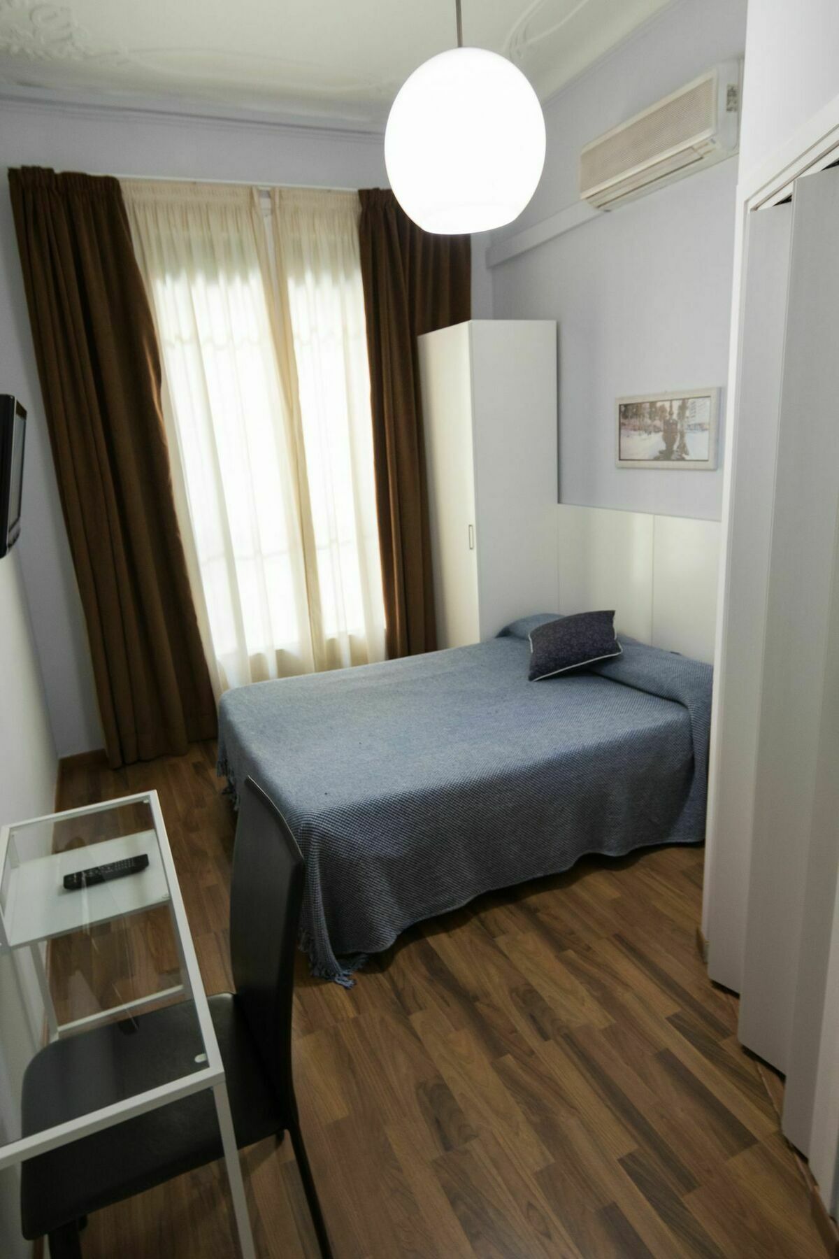 Hostal Lesseps Barcelona Ngoại thất bức ảnh